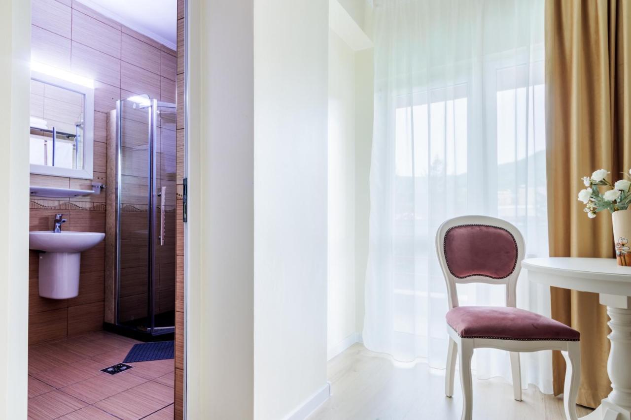 Hotel Central - Baile Olanesti Ngoại thất bức ảnh